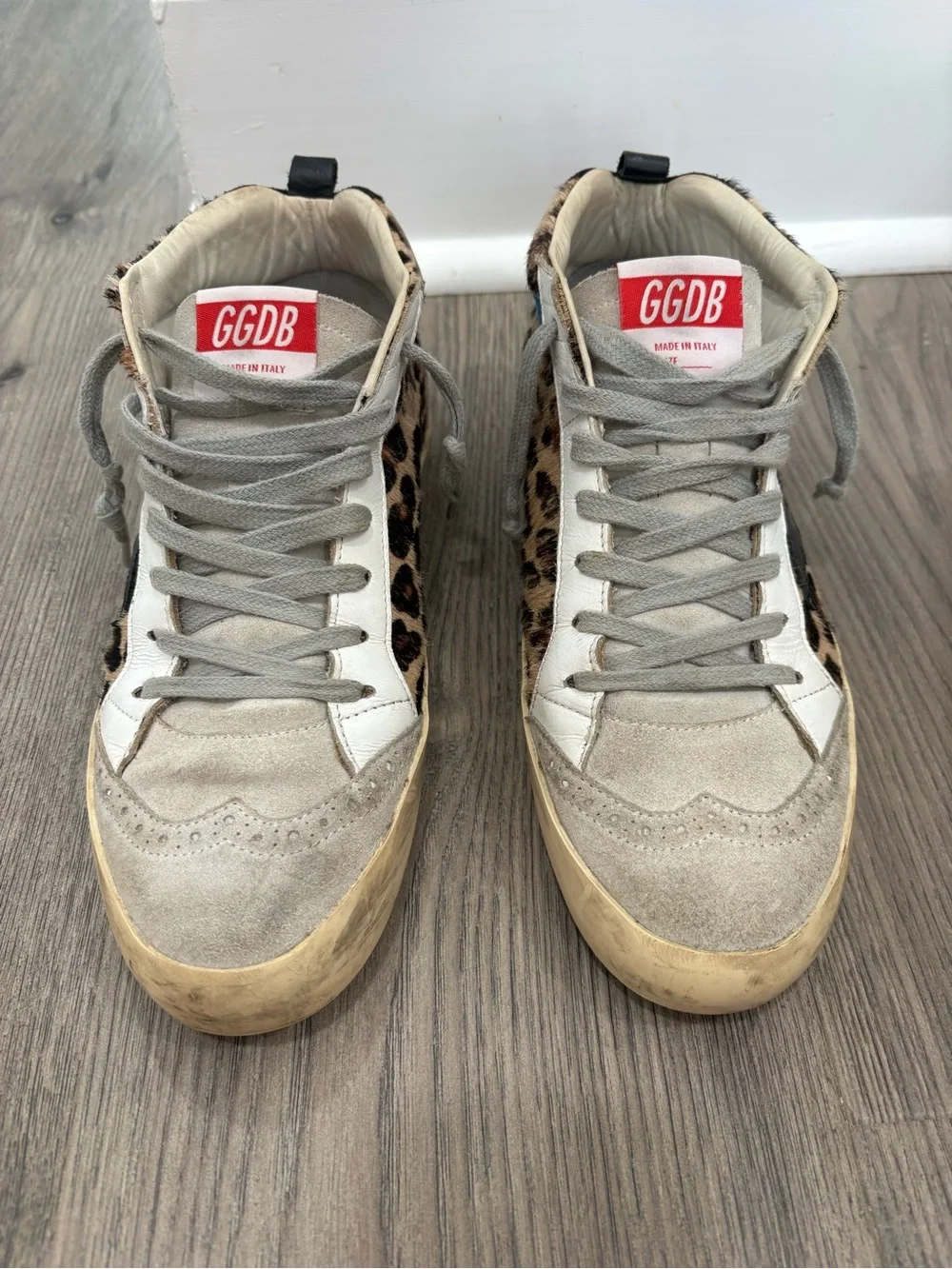 Golden Goose Mid Star Sneaker in Leopard Pony and Black